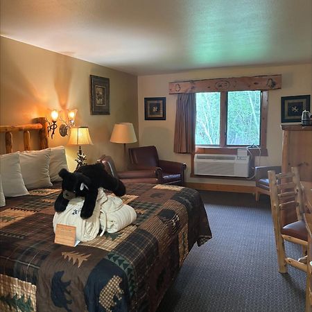 Spearfish Canyon Lodge Экстерьер фото