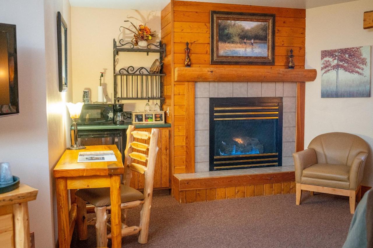 Spearfish Canyon Lodge Экстерьер фото