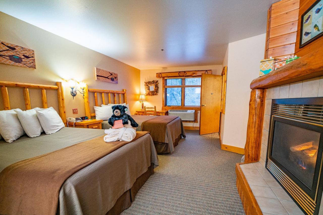 Spearfish Canyon Lodge Экстерьер фото
