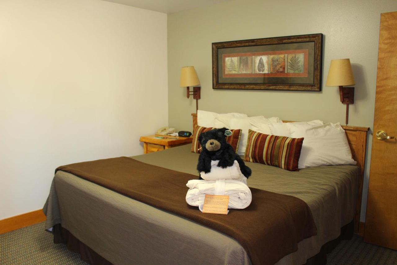Spearfish Canyon Lodge Экстерьер фото