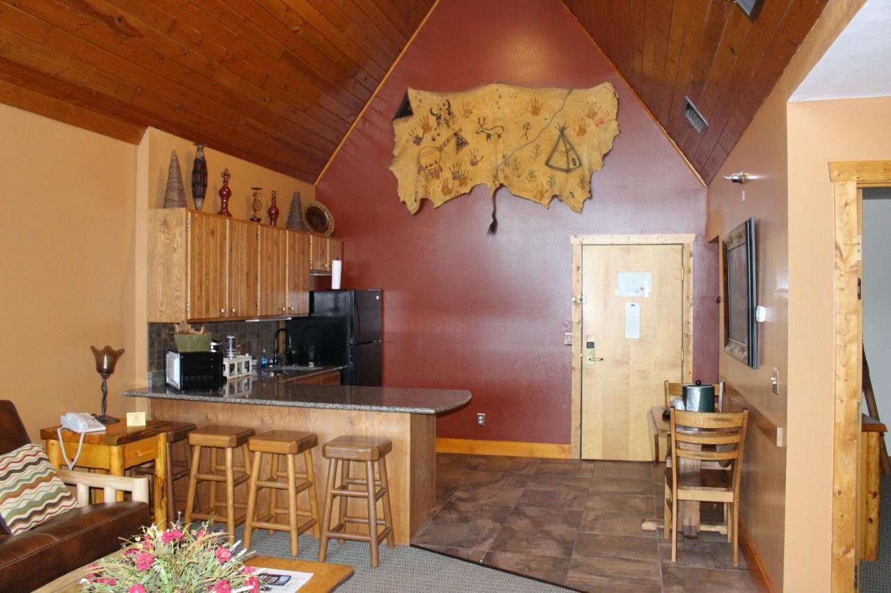 Spearfish Canyon Lodge Экстерьер фото