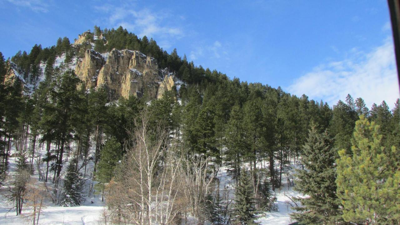 Spearfish Canyon Lodge Экстерьер фото