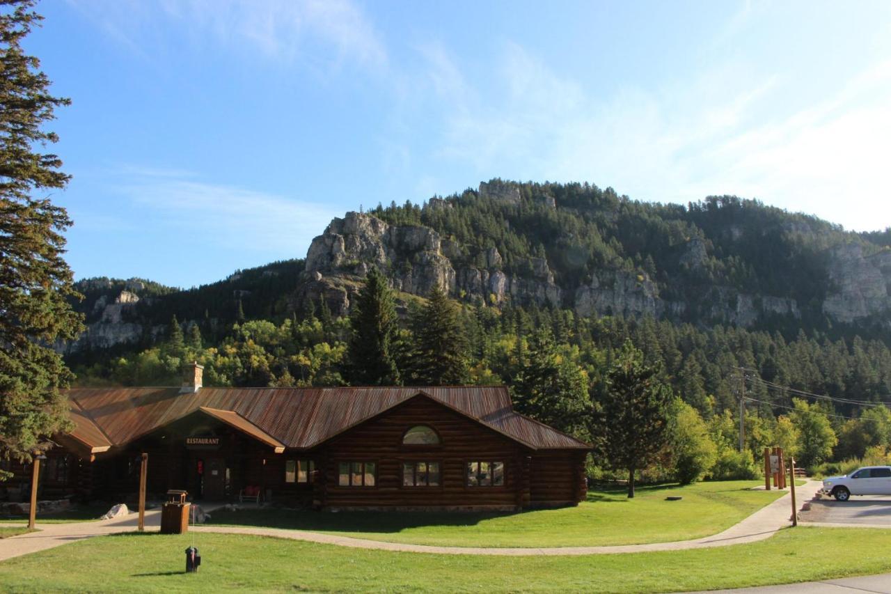 Spearfish Canyon Lodge Экстерьер фото